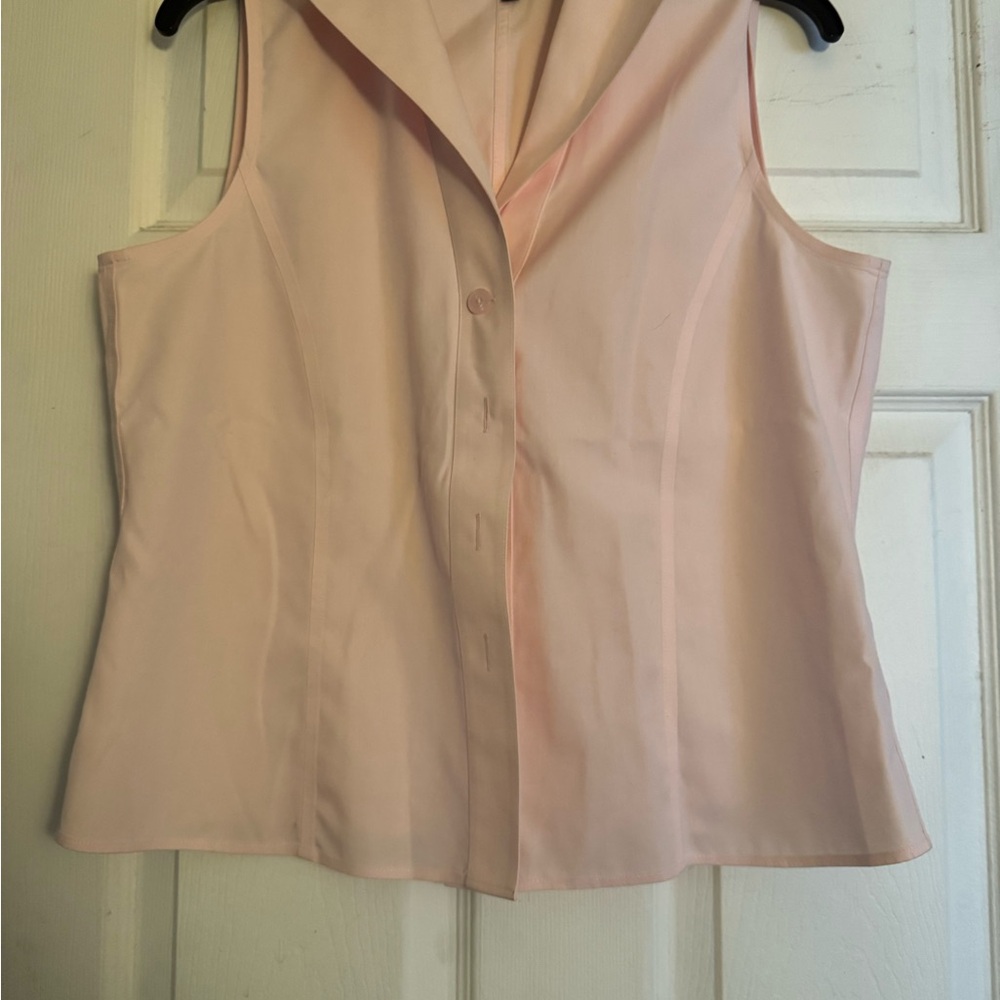 Jones New York Light Pink Sleeveless Button Down Shirt